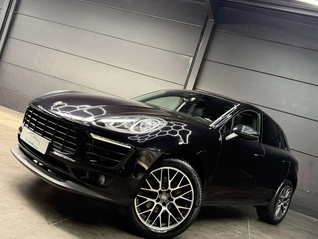 Porsche Macan 2.0 TURBO PDK / Pano dak / Memory seats / FULL, Cuir, Euro 6, Entreprise, Noir