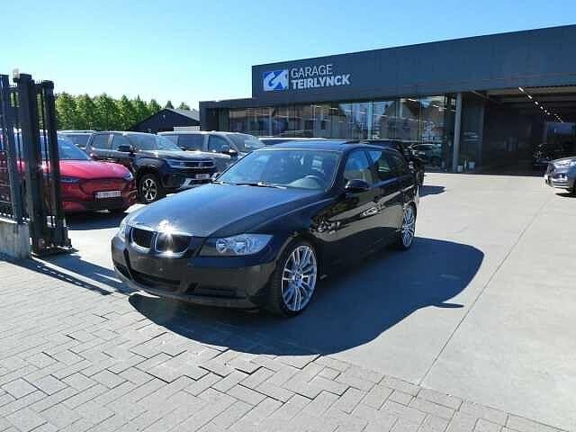BMW 318i Break 2.0 i 140pk Business Sport Pano '08 141000km, Autos, 144 g/km, https://public.car-pass.be/vhr/a9b2f069-c5d4-42f6-a95f-83db96a997d8