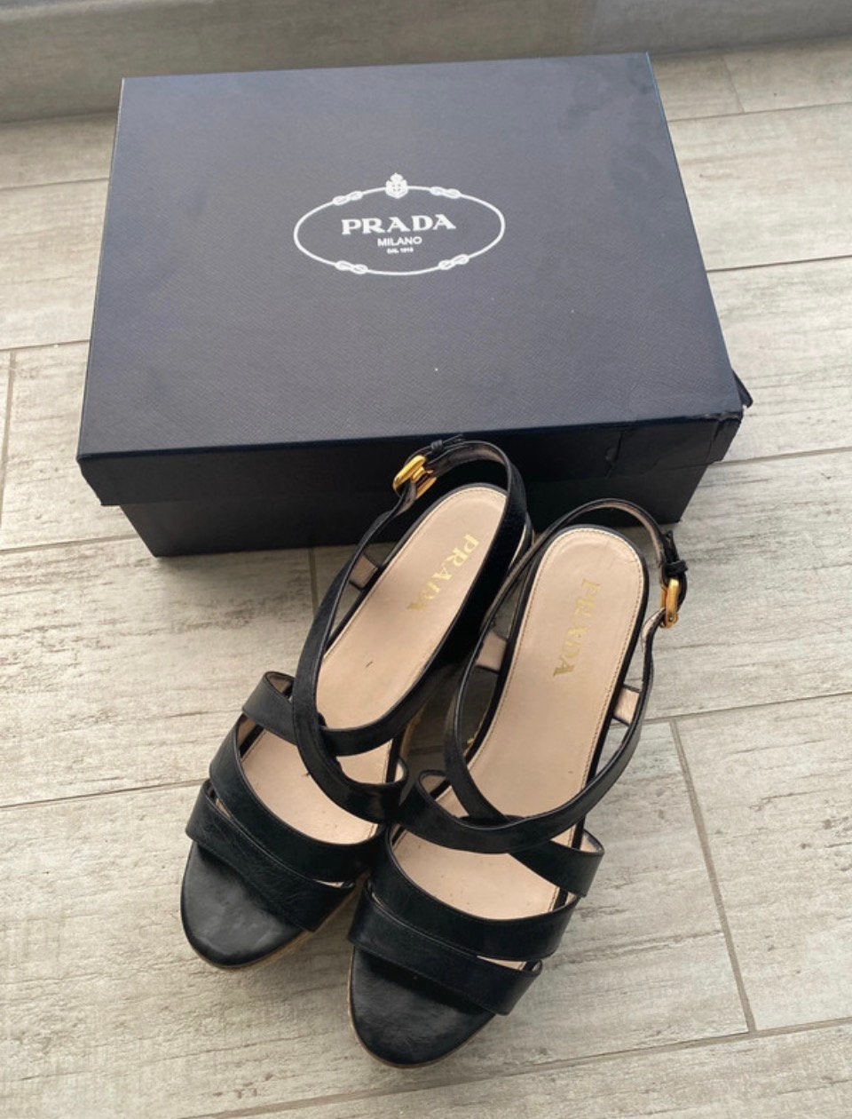 Prada sandalen maat 37,5 (vallen als een 38), Kleding | Dames, Zwart, Zo goed als nieuw, Sandalen of Muiltjes, Ophalen of Verzenden