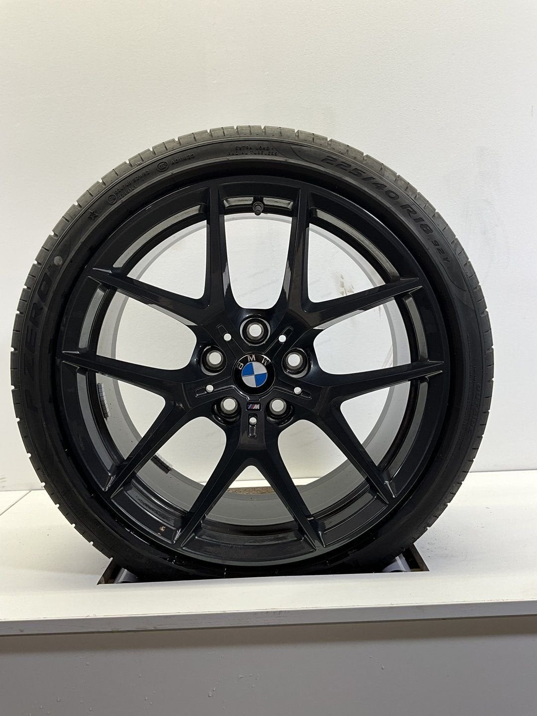 DEMO 18’’ BMW 1 SERIE F40 F41 VELGEN ZOMERBANDEN ORIG TPMS 5, Autos : Pièces & Accessoires, Pneus & Jantes, Pneus et Jantes, Véhicule de tourisme
