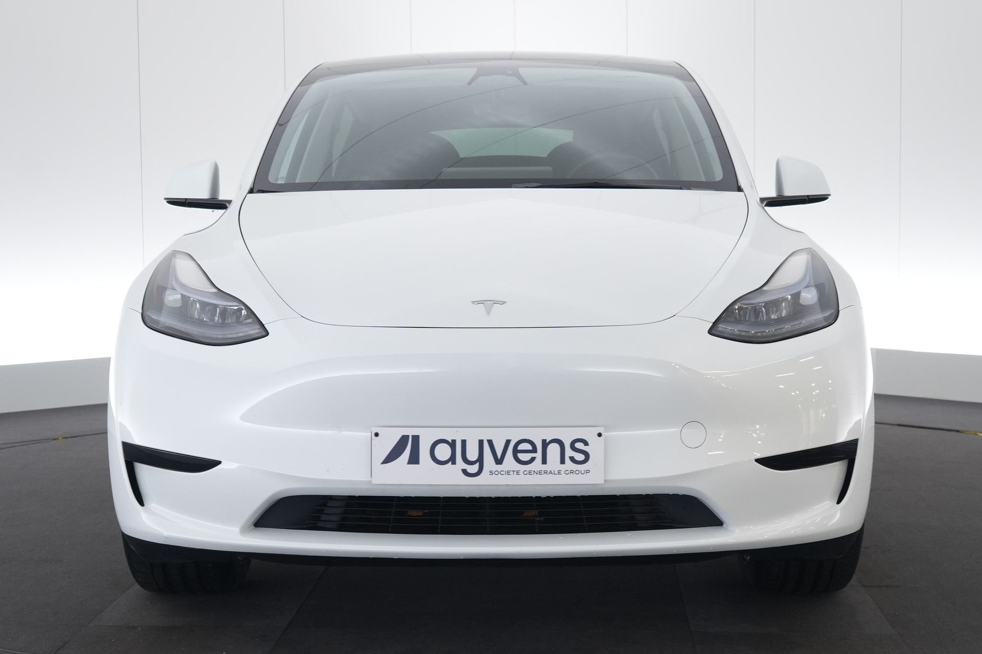 (2ECR551) TESLA MODEL Y, Autos, Cuir, Achat, Entreprise, 5 places