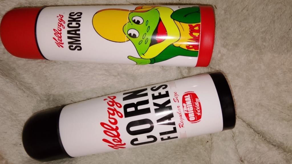 2 Thermo Kellogg's smack's et frosties, excellent état.