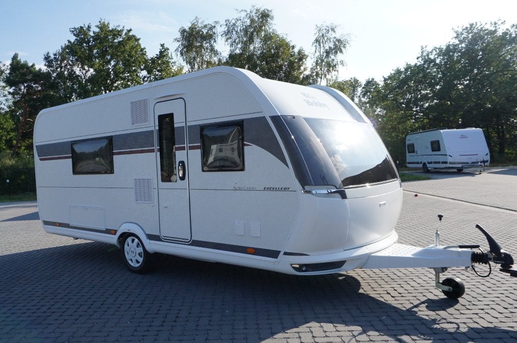 Nouveau Hobby pour 4 pers.avec siège rond, DE SALLE DE BAIN, Caravanes & Camping, Caravanes, Grand lit, Jusqu'à 4, Entreprise