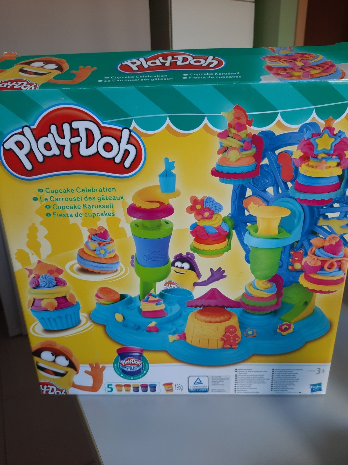 play doh cupcake celebation, Hobby en Vrije tijd, Gezelschapsspellen | Overige, Ophalen of Verzenden