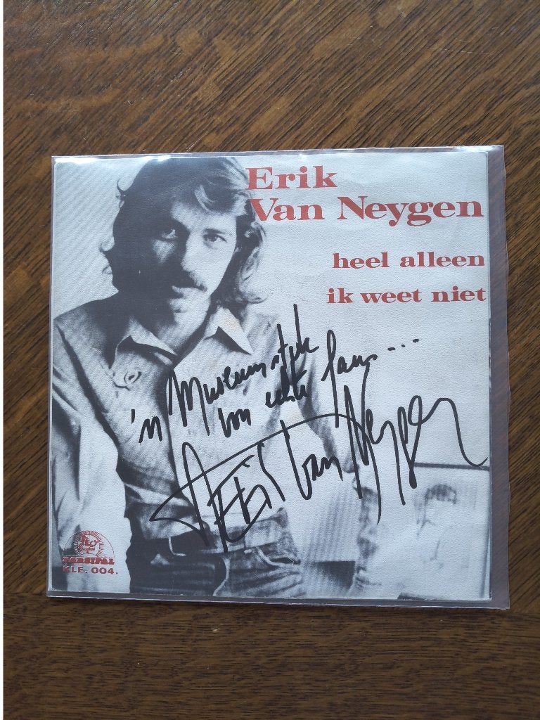 Erik van Neygen 45t met handtekening, Verzenden