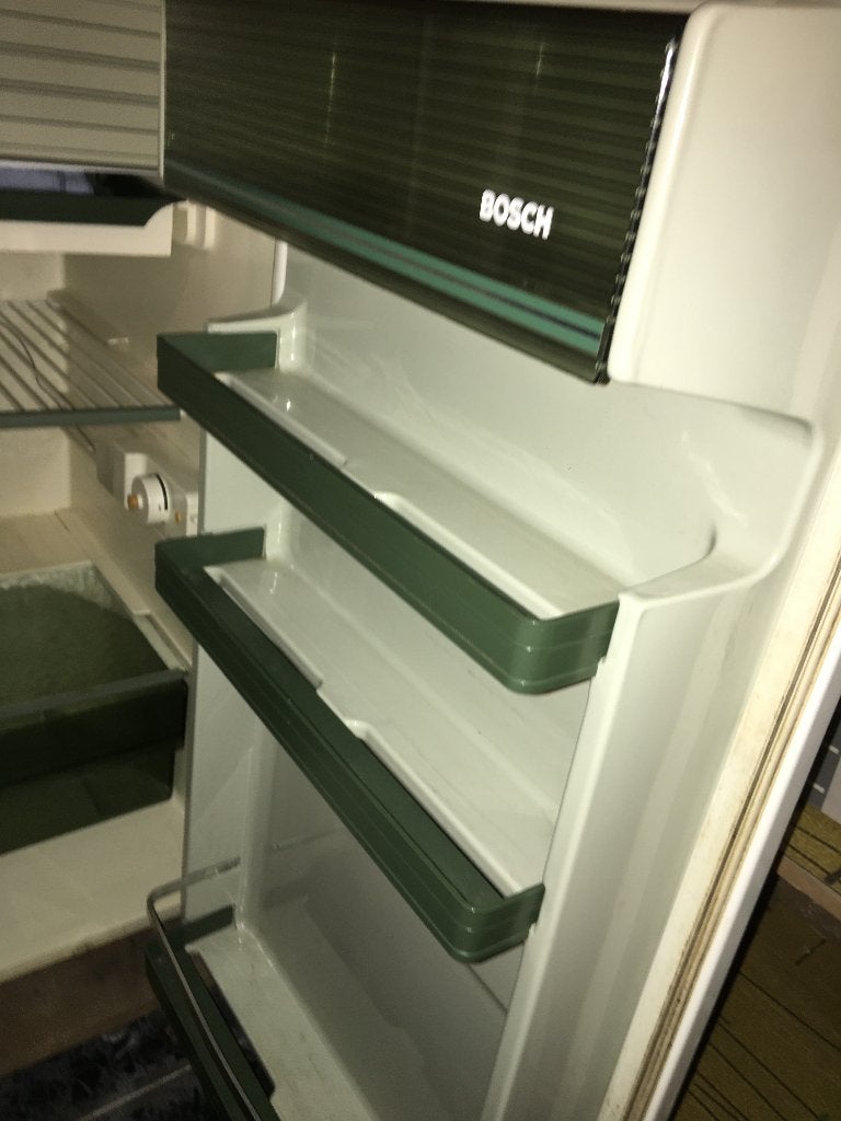 PETIT FRIGO, Enlèvement, Utilisé
