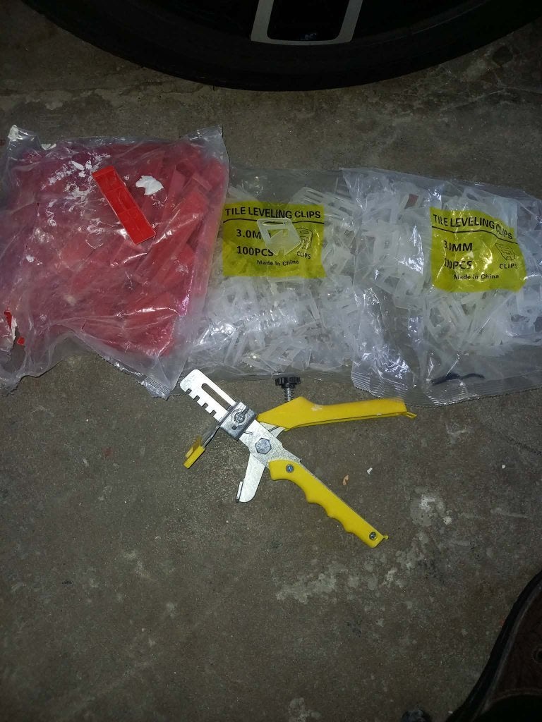 Pince à niveler + clips de nivellement + calles carrelage, Ophalen, Overige materialen, Overige typen, Nieuw