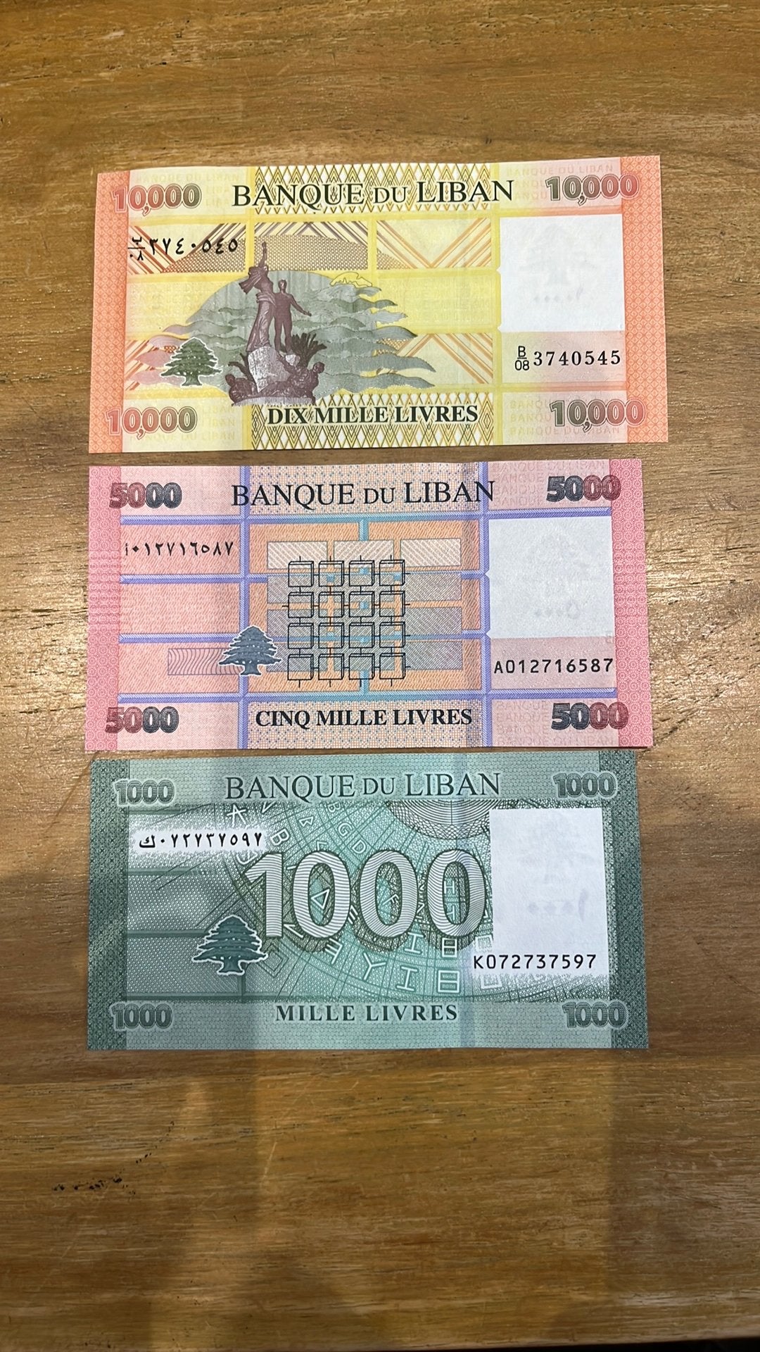 3 billets du Liban unc, Enlèvement ou Envoi