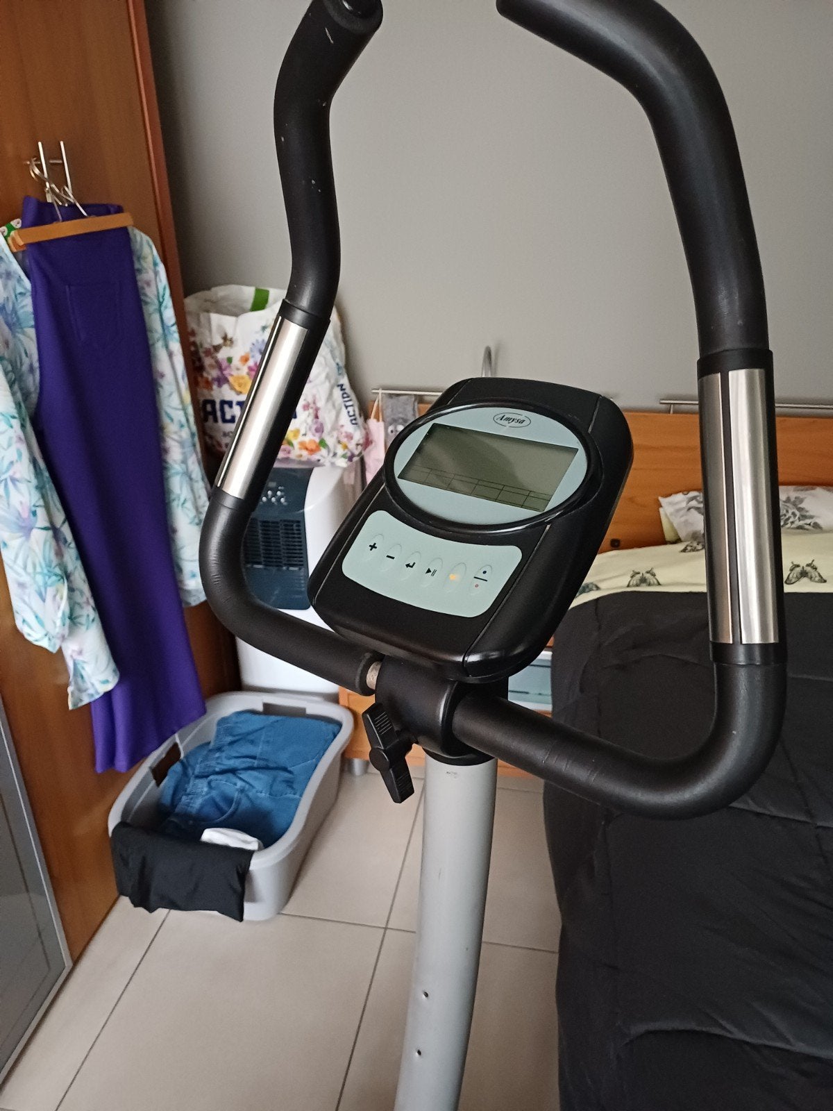 Hometrainer,zo goed als nieuw., Sport en Fitness, Fitnessmaterialen, Ophalen