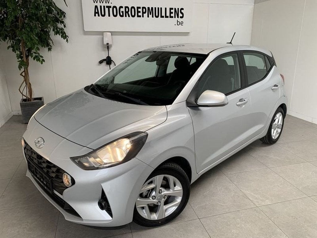 Hyundai i10 First Edition AUT (FL), Auto's, Automaat, Euro 6, Parkeersensor, Bedrijf