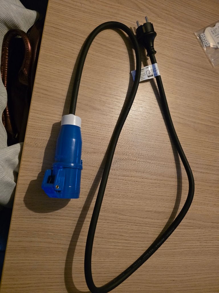Cee stekker, Doe-het-zelf en Bouw, Elektriciteit en Kabels, Ophalen, Nieuw, Stekker