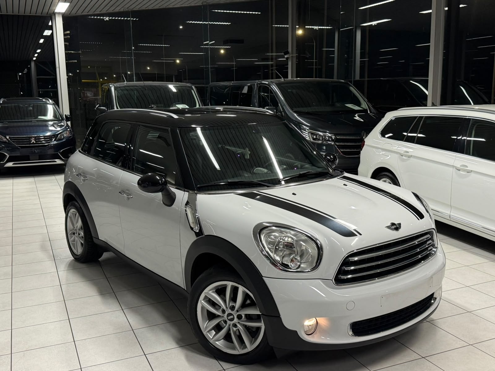 Mini Cooper D 2.0D Automatique 82kW Euro 5b, Autos, Euro 5, Achat, 149 g/km, Automatique