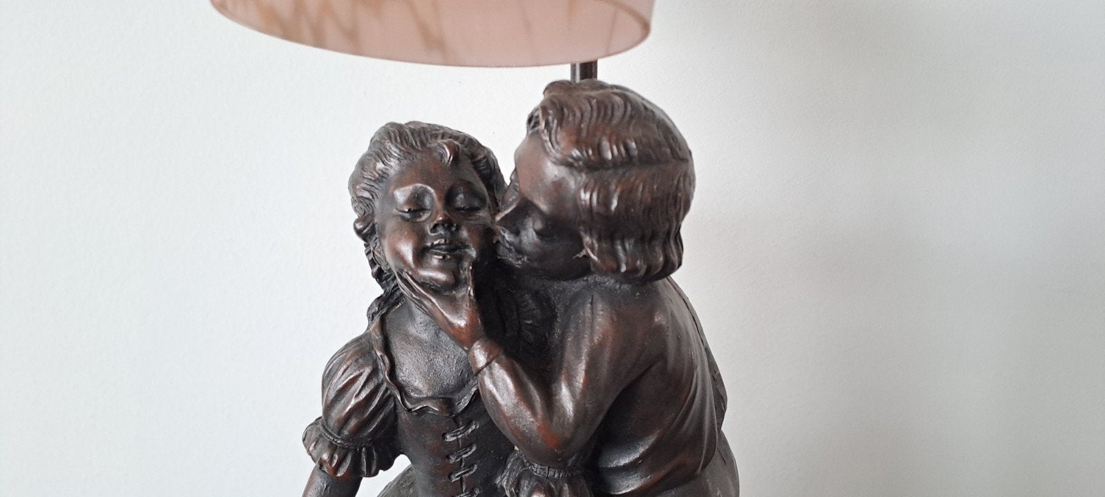 prachtige stad lamp, art deco? mooi roze gemarmerde lampekap, Antiquités & Art, Enlèvement