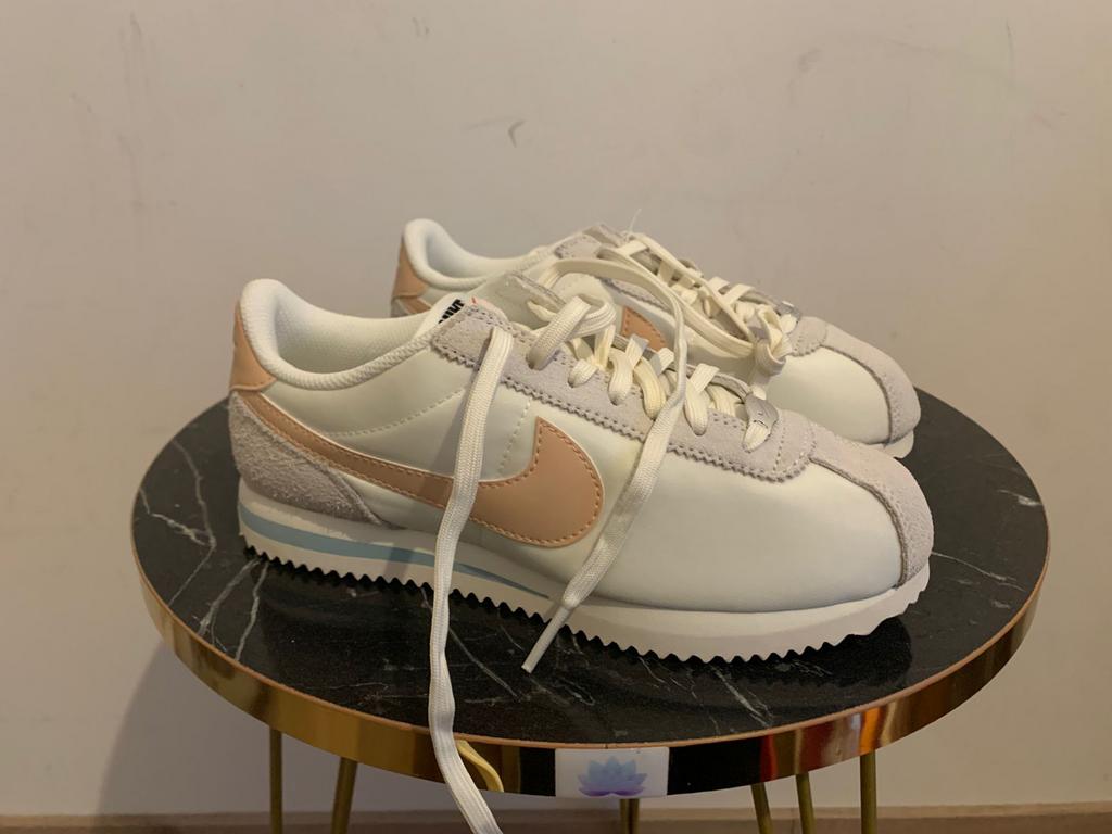 Nike cortez taille 36, Neuf, Enlèvement ou Envoi, Autres couleurs, Sneakers et Baskets