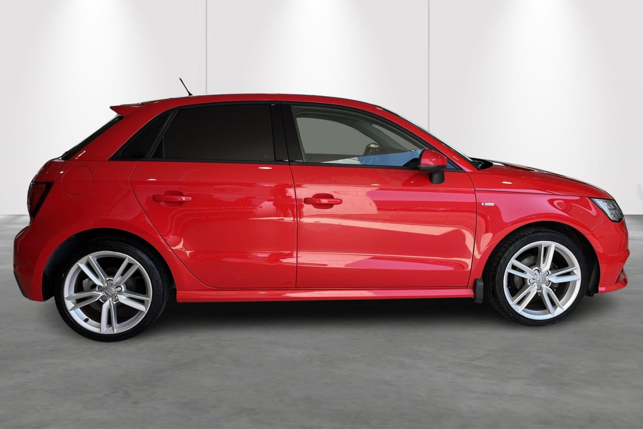 Audi A1 Sportback 1.0 TFSI 70kW S line, Autos, Audi, Rouge, Achat, A1, Euro 6