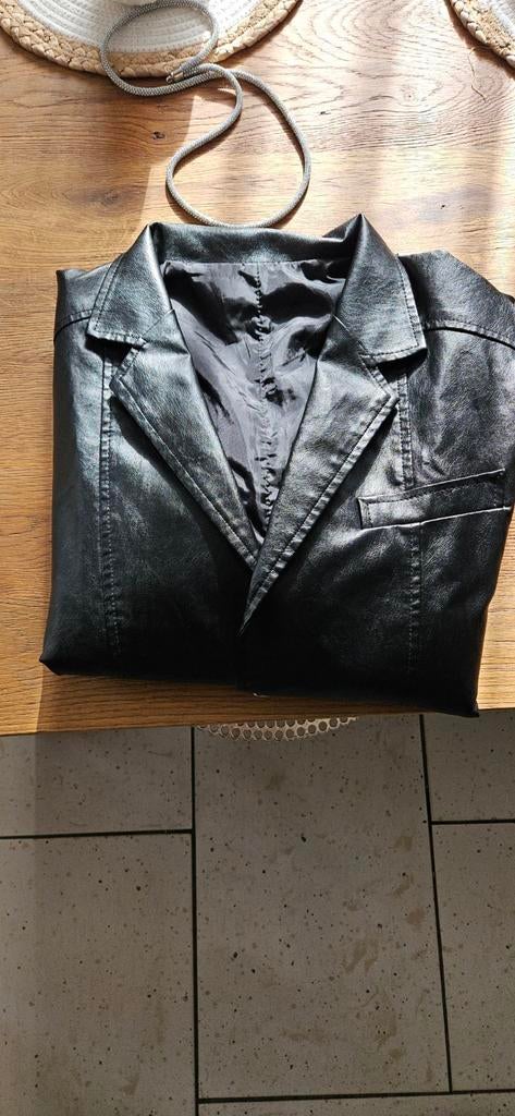 veste simili-cuir neuve, taille L, Enlèvement