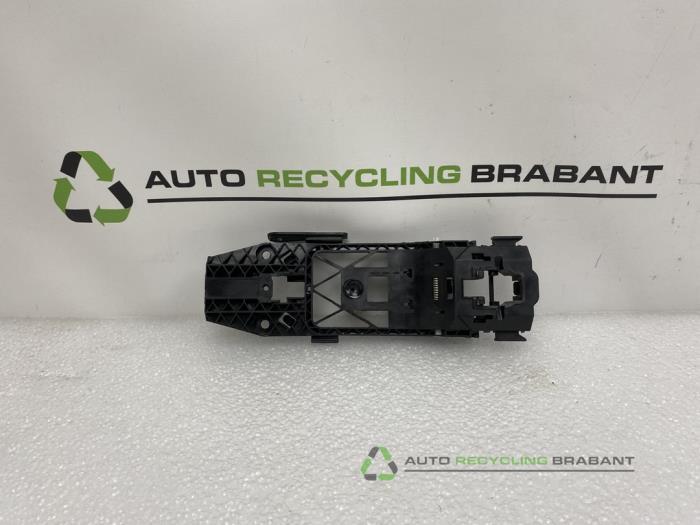 Poignée portière 4portes avant droite d'un Audi A3, Autos : Pièces & Accessoires, -, 3 mois de garantie, Utilisé, -
