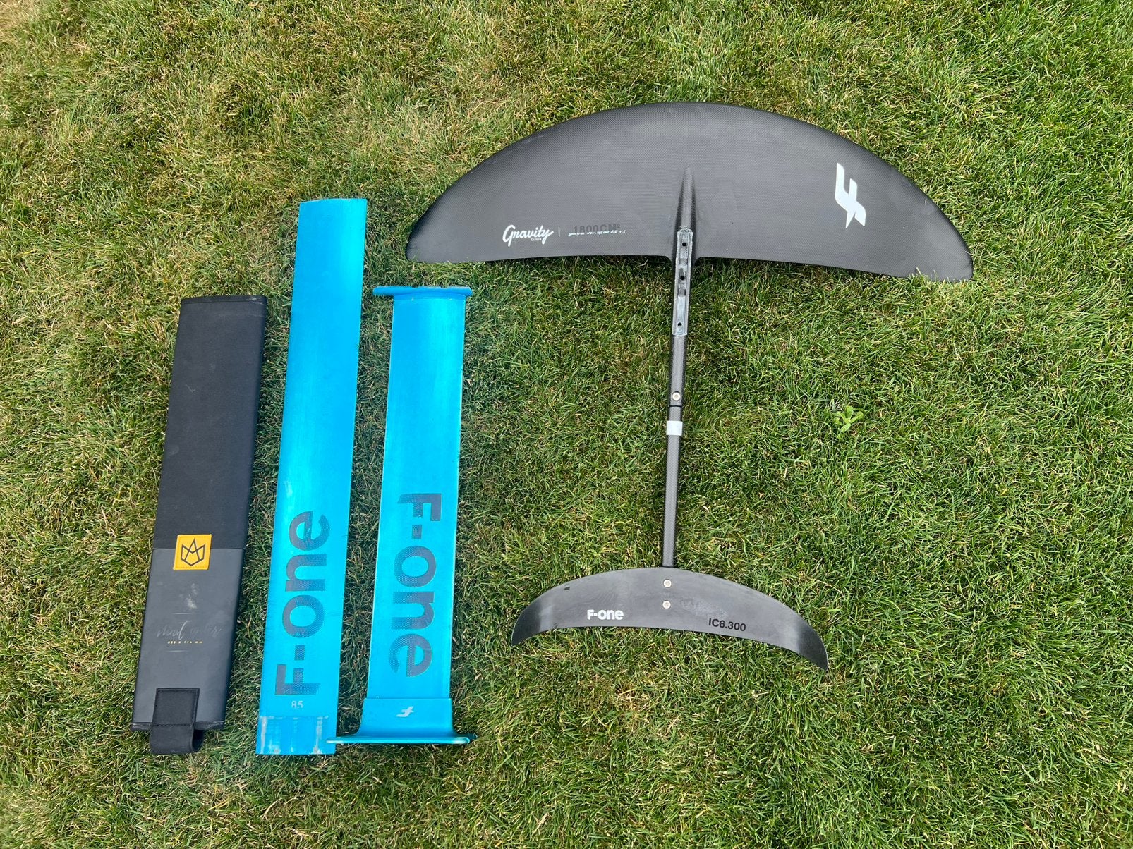 F-One beginner Foil Set, incl 2 masten, in zeer goede staat, Ophalen of Verzenden, Gebruikt, Wingsurf-hydrofoil