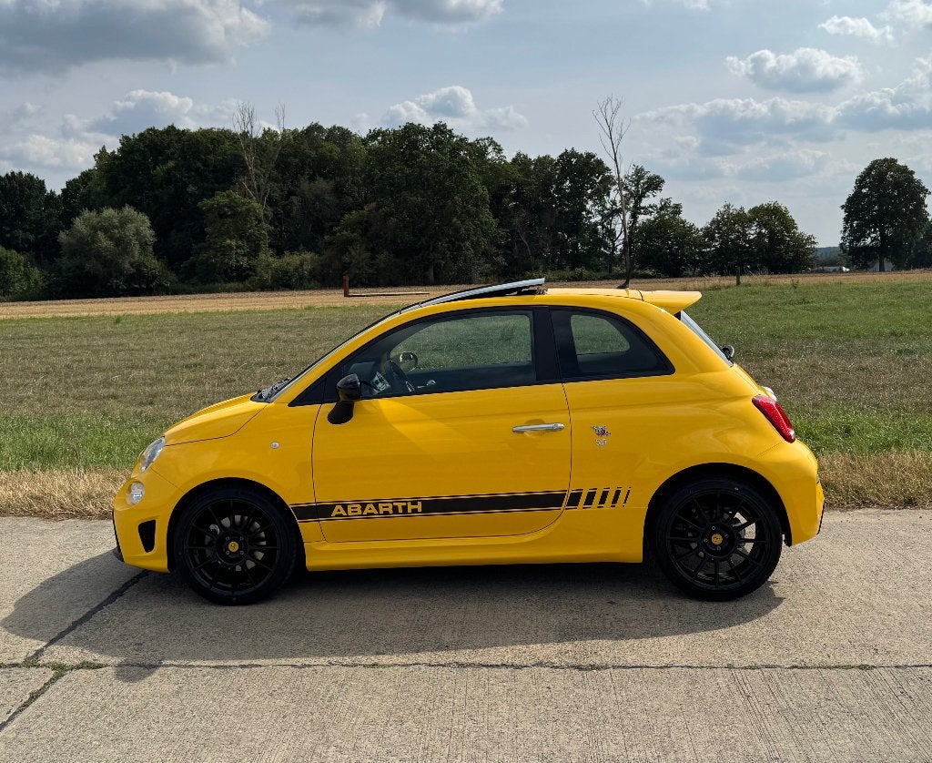 Abarth 595 pano open dak met 8.000km, Auto's, Handgeschakeld, Particulier, Te koop, Benzine