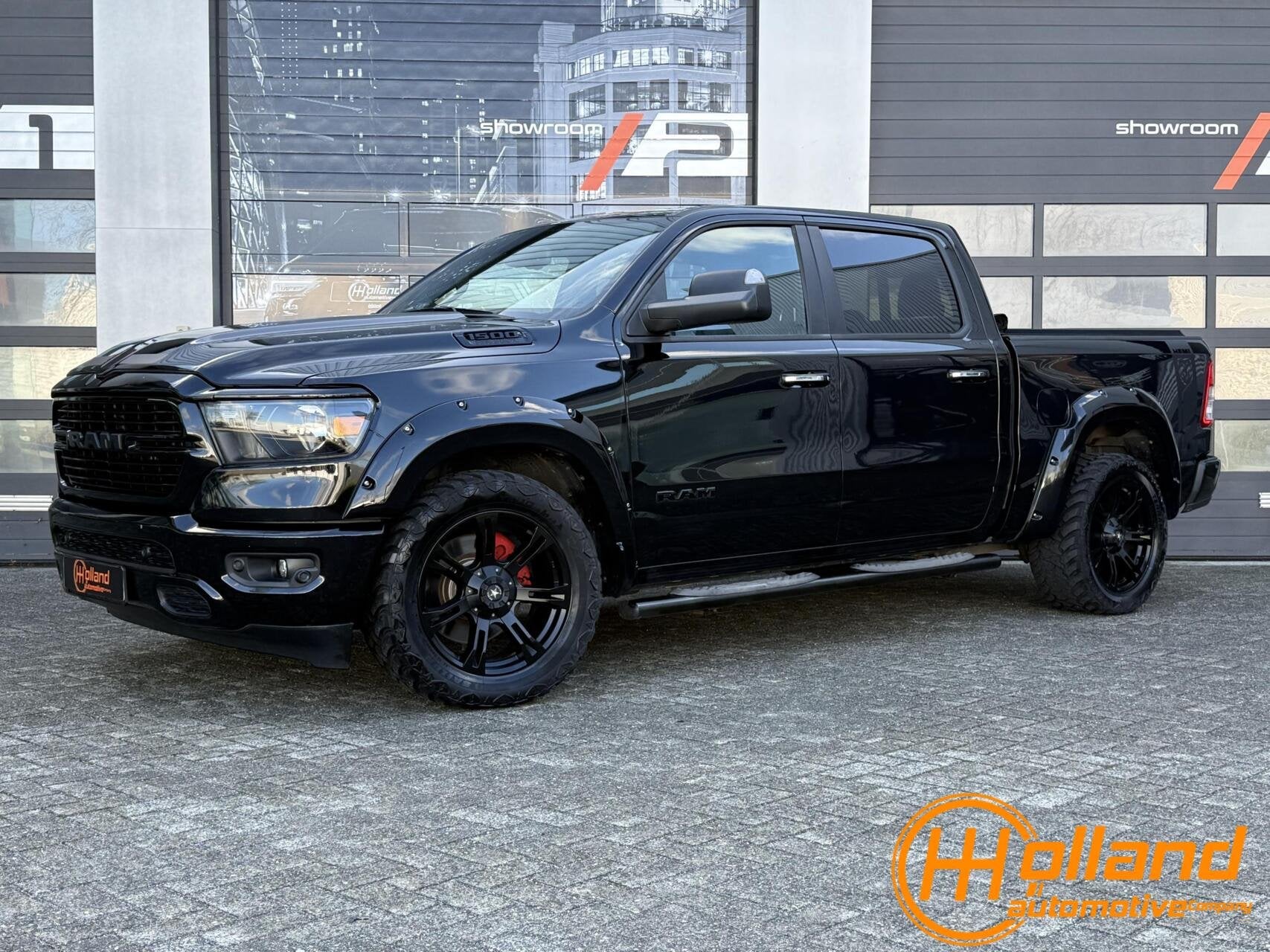 Dodge Ram 1500 5.7 V8 Crew Cab WIDE BODY BTW VRIJ!, Autos, Cuir, Achat, 4 portes, Carnet d'entretien
