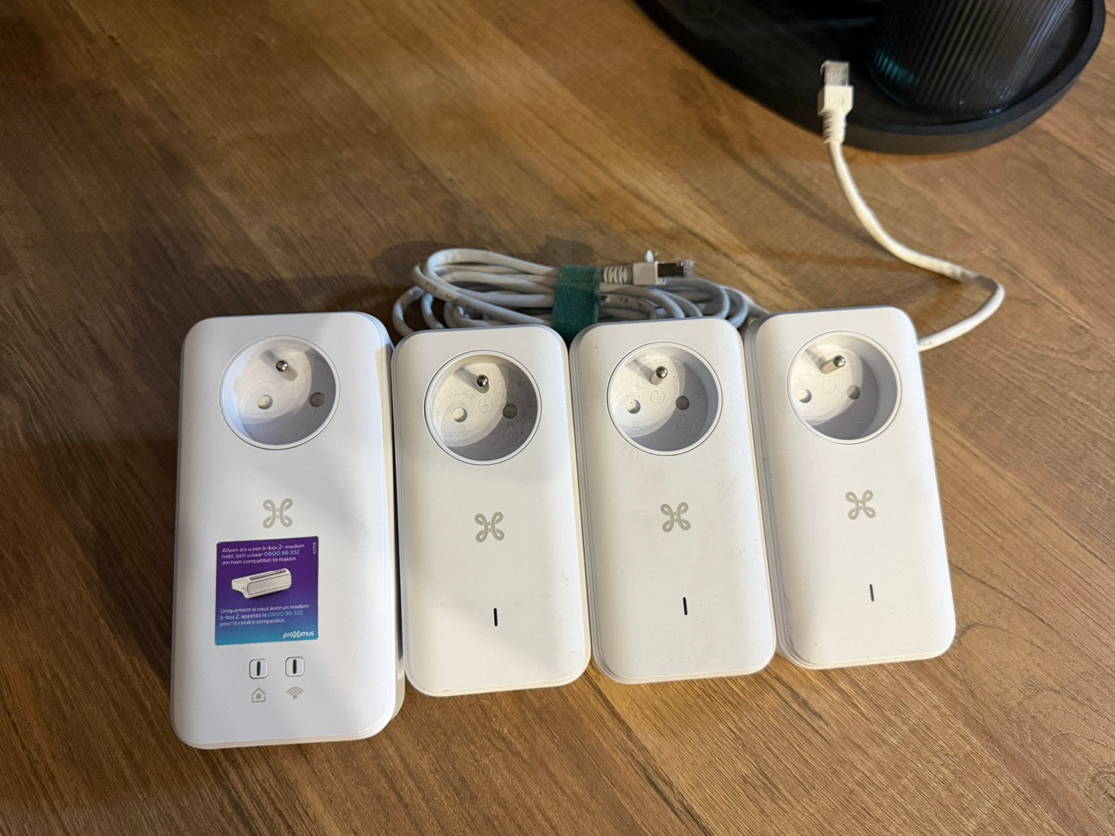 Devolo + amplificateur wifi proximus, Computers en Software, WiFi-versterkers, Zo goed als nieuw, Ophalen