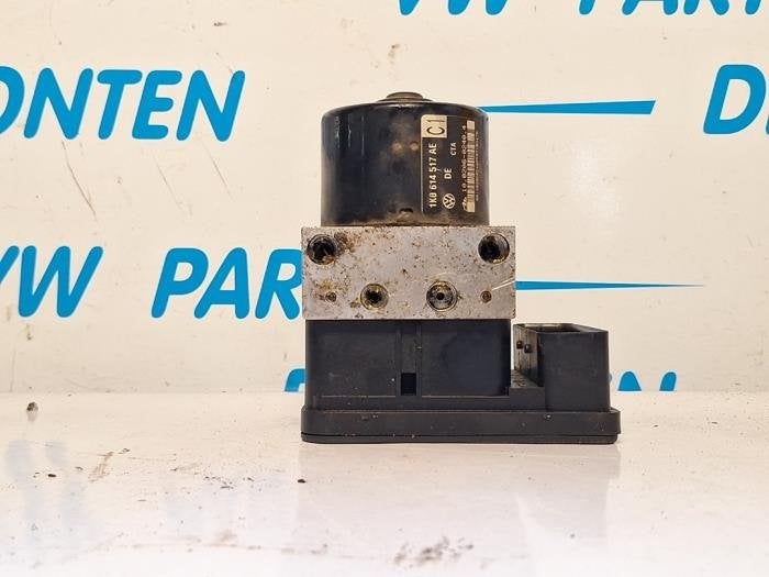 Pompe ABS d'un Volkswagen Touran, Autos : Pièces & Accessoires, Électronique & Câbles, Volkswagen, Utilisé, 3 mois de garantie