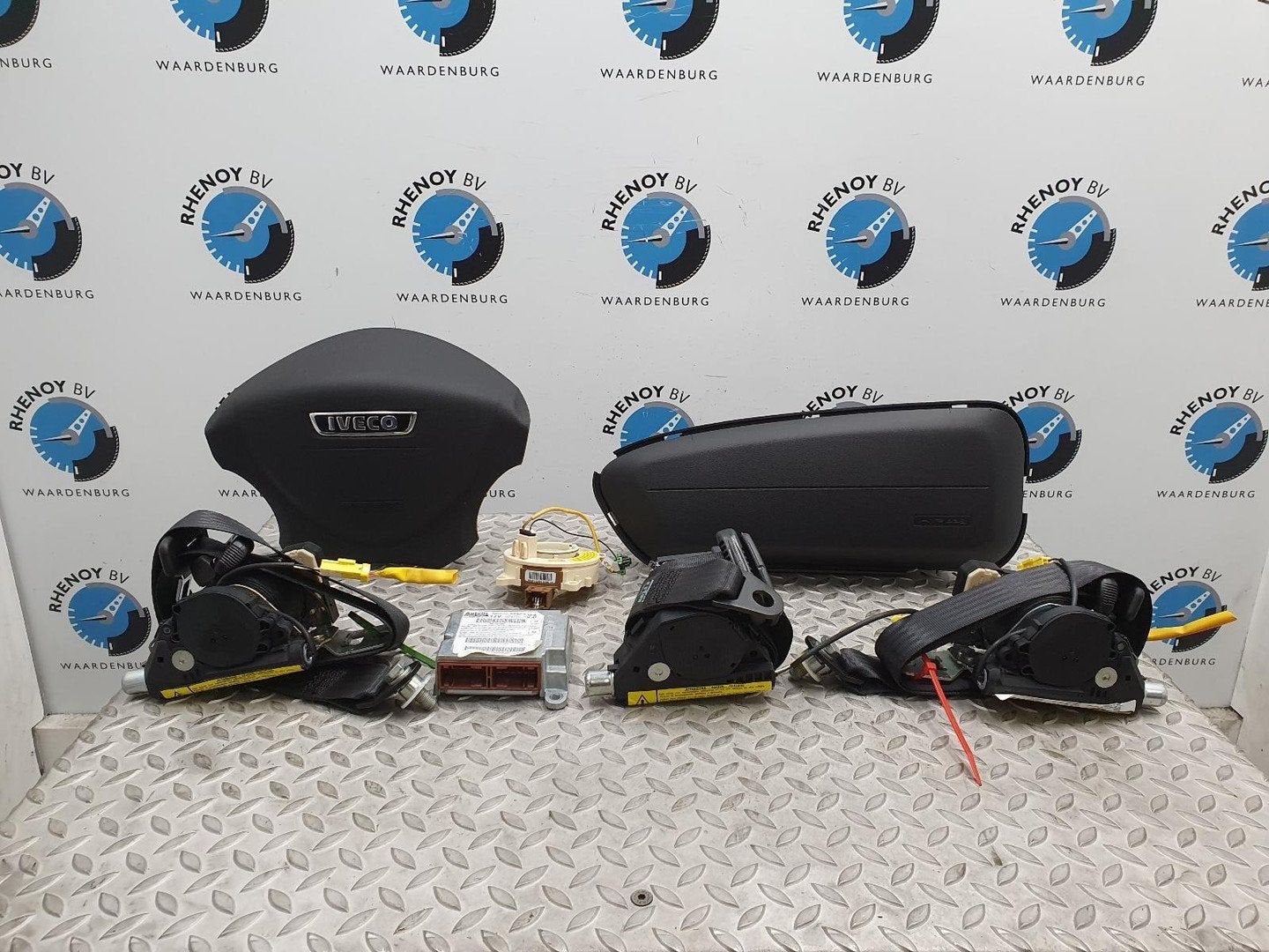 IVECO DAILY Daily 35S15 L3H2 RHD AIRBAG SET 2014, Enlèvement ou Envoi, Utilisé, Stiba membre
