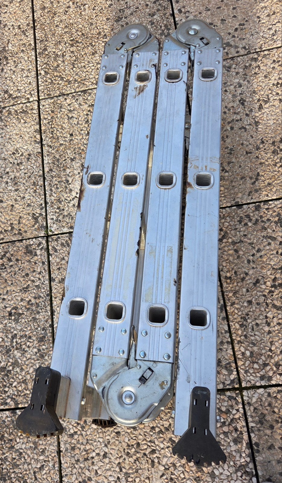 Échelle aluminium articulée de 3m30, Enlèvement