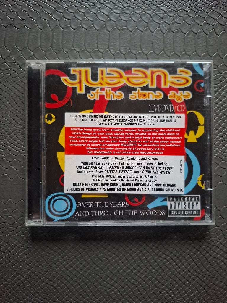 CD Queens of the Stone Age - Over the years and ..., Rock alternatif, Enlèvement ou Envoi, Utilisé, Album