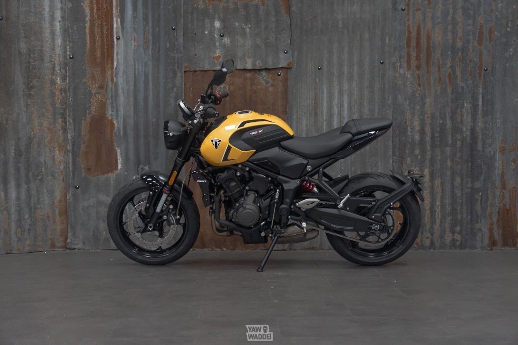 Triumph Trident 660- 2026- Cosmic yellow, Motoren, Traction Control, Nieuw, 3 cilinders, Meer dan 35 kW