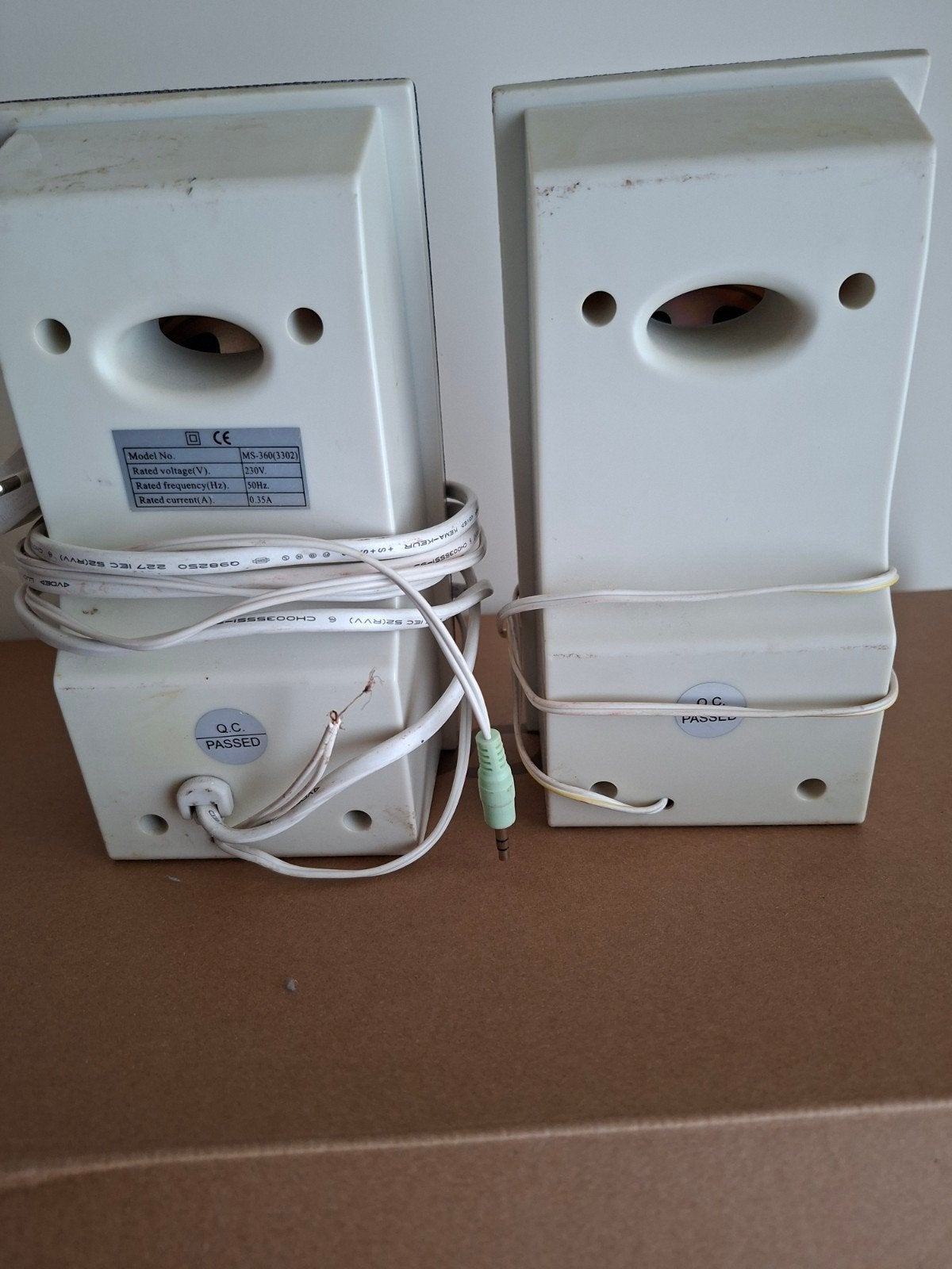 2 boxs, Computers en Software, Pc speakers, Ophalen