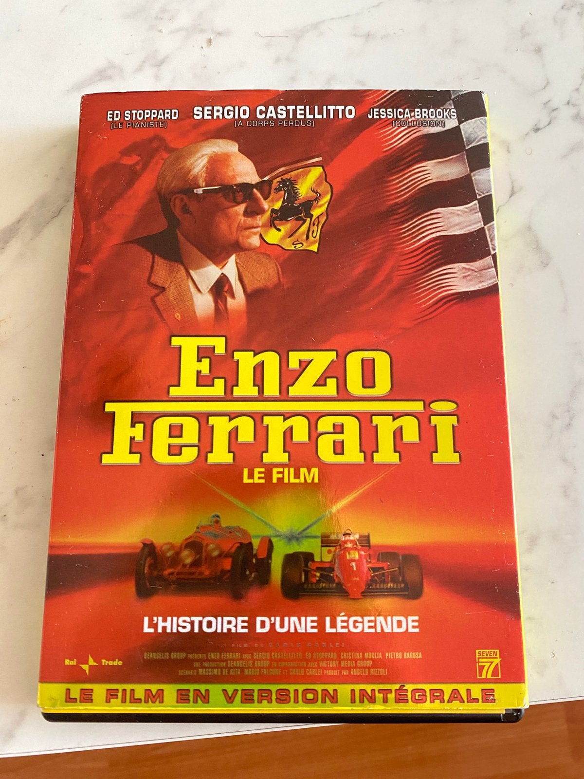 Enzo Ferrari le film en version intégrale, Enlèvement ou Envoi, Comme neuf