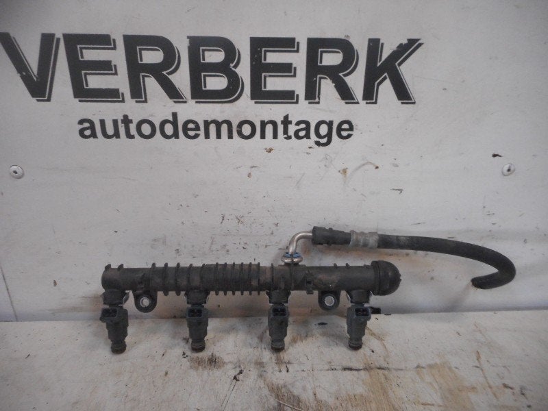 RAMPE D'INJECTION Opel Agila (A) (0280151076), Robert Bosch AG, Opel, Utilisé, Robert-Bosch-Allee 1
74232  Abstatt, DE