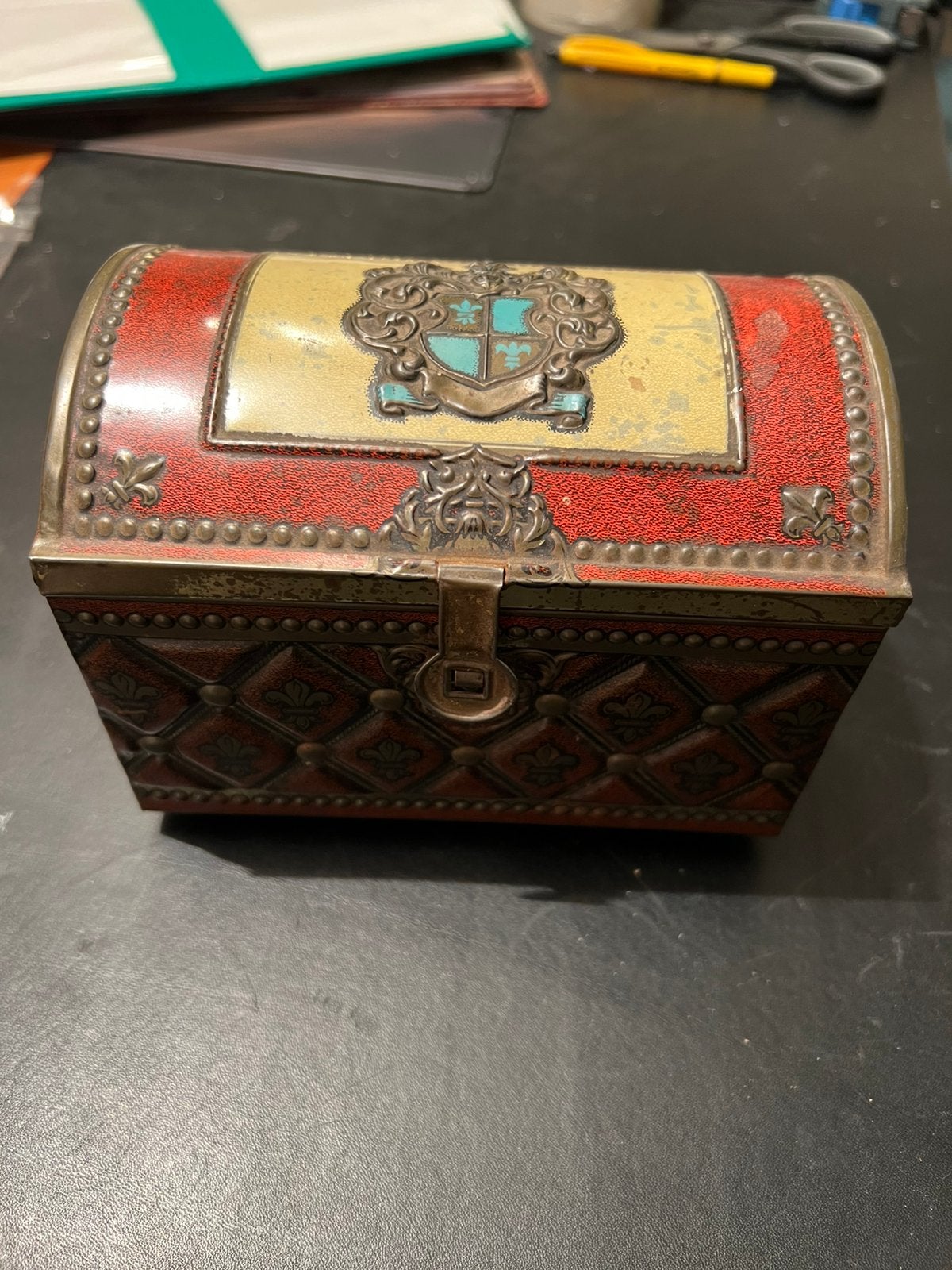 Oud blikken kistje, Ophalen of Verzenden, Gebruikt