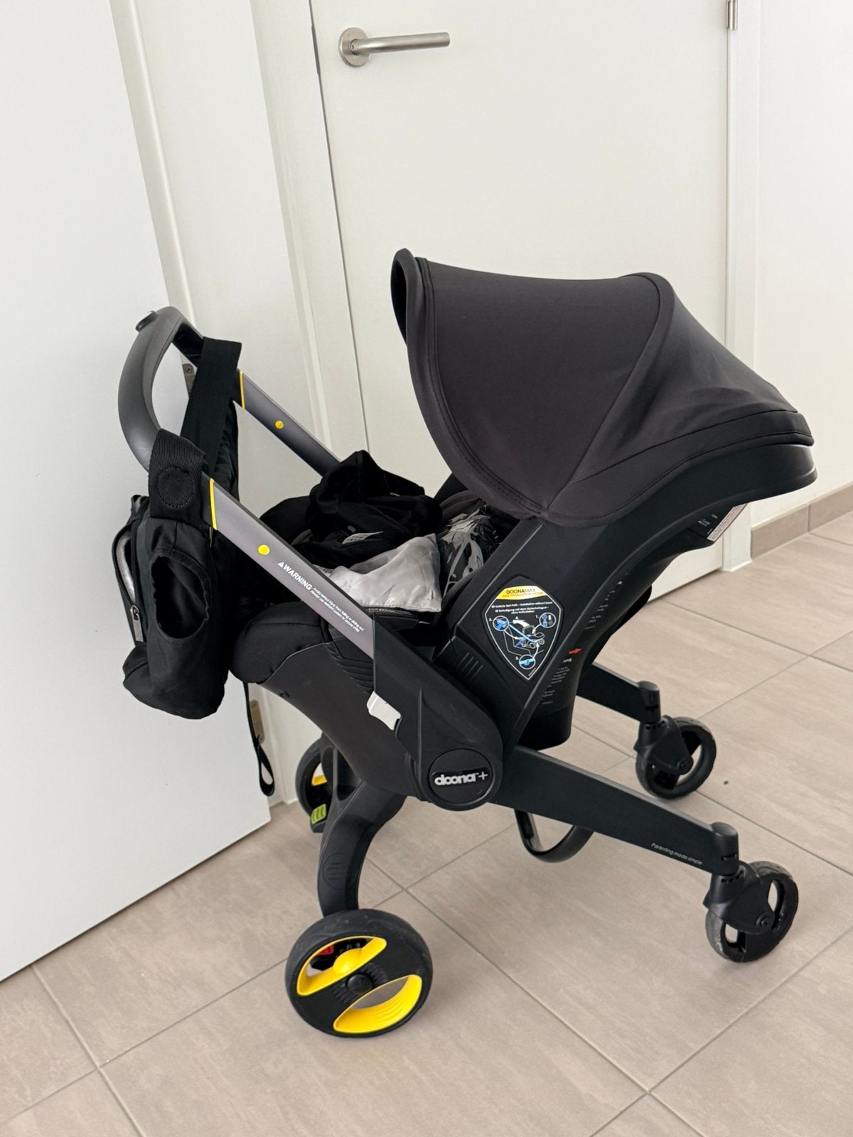 Doona kinderwagen, Kinderen en Baby's, Buggy's, Ophalen, Zo goed als nieuw