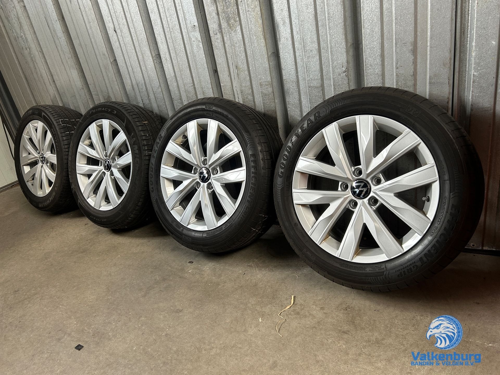 6mm! Originele VW Arteon Passat B8 Mastrand 17 inch velgen T, Auto-onderdelen, Banden en Velgen, -, -, Banden en Velgen, 17 inch