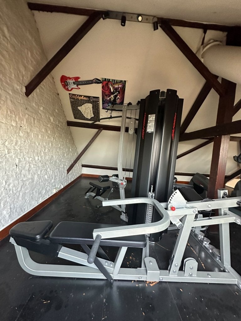 Life Fitness Fit 3 krachtstation, Ophalen, Zo goed als nieuw, Benen
