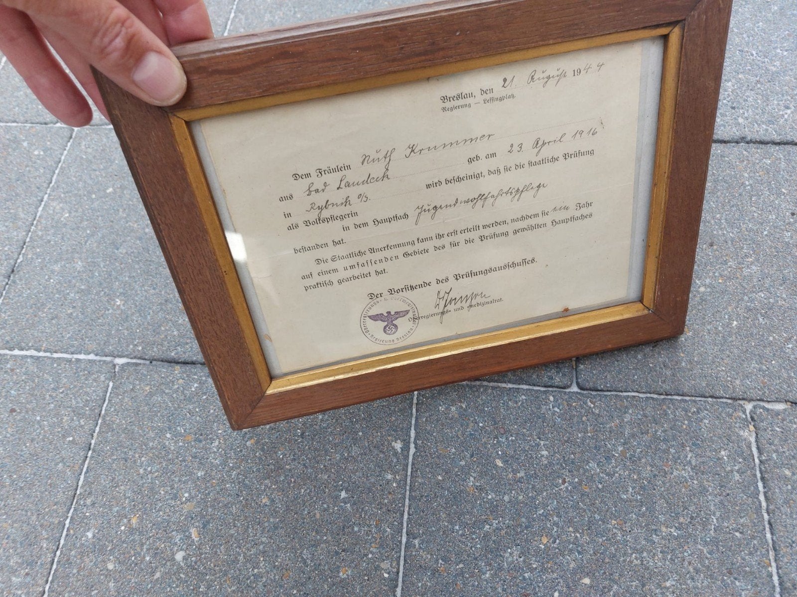 Duits WO2 Diploma Volkspflegerin Breslau 1944, Ophalen of Verzenden, Overige soorten, Overige typen