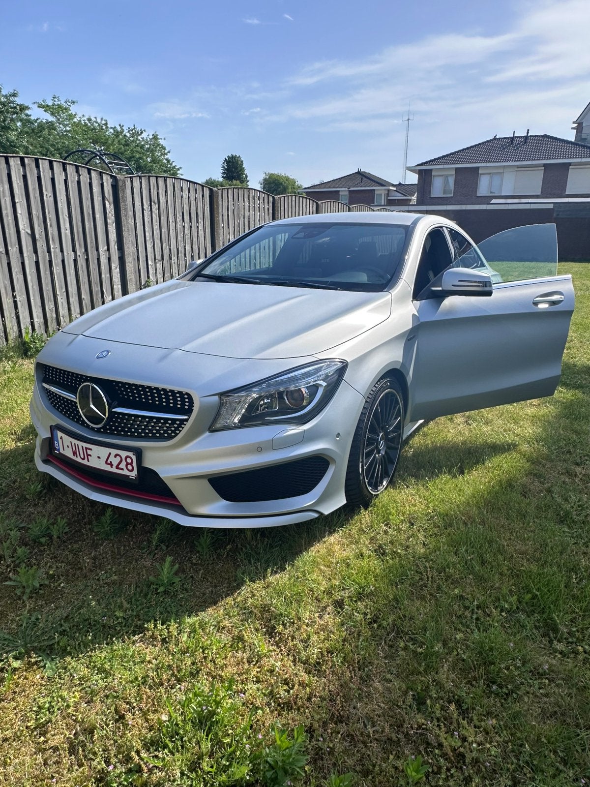 cla 250, Autos, Mercedes-Benz, Achat, 3 places, Noir, 5 portes