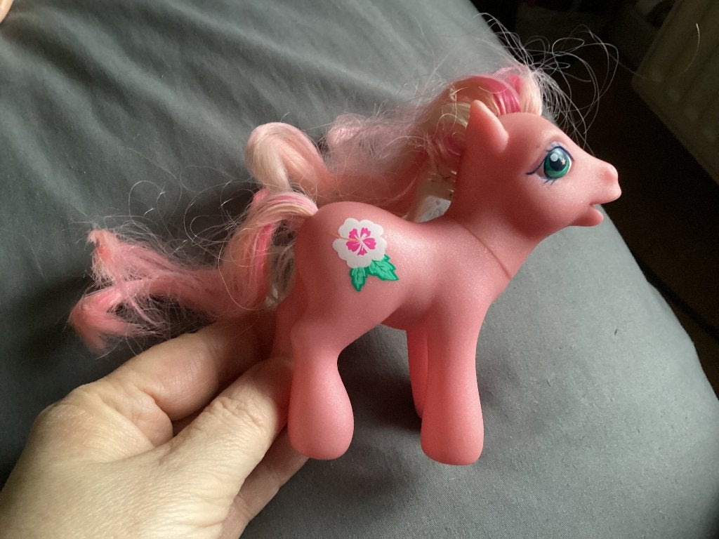 My Little Pony Generation 3 (G3) pony genaamd Luau, Kinderen en Baby's, Ophalen of Verzenden, Gebruikt