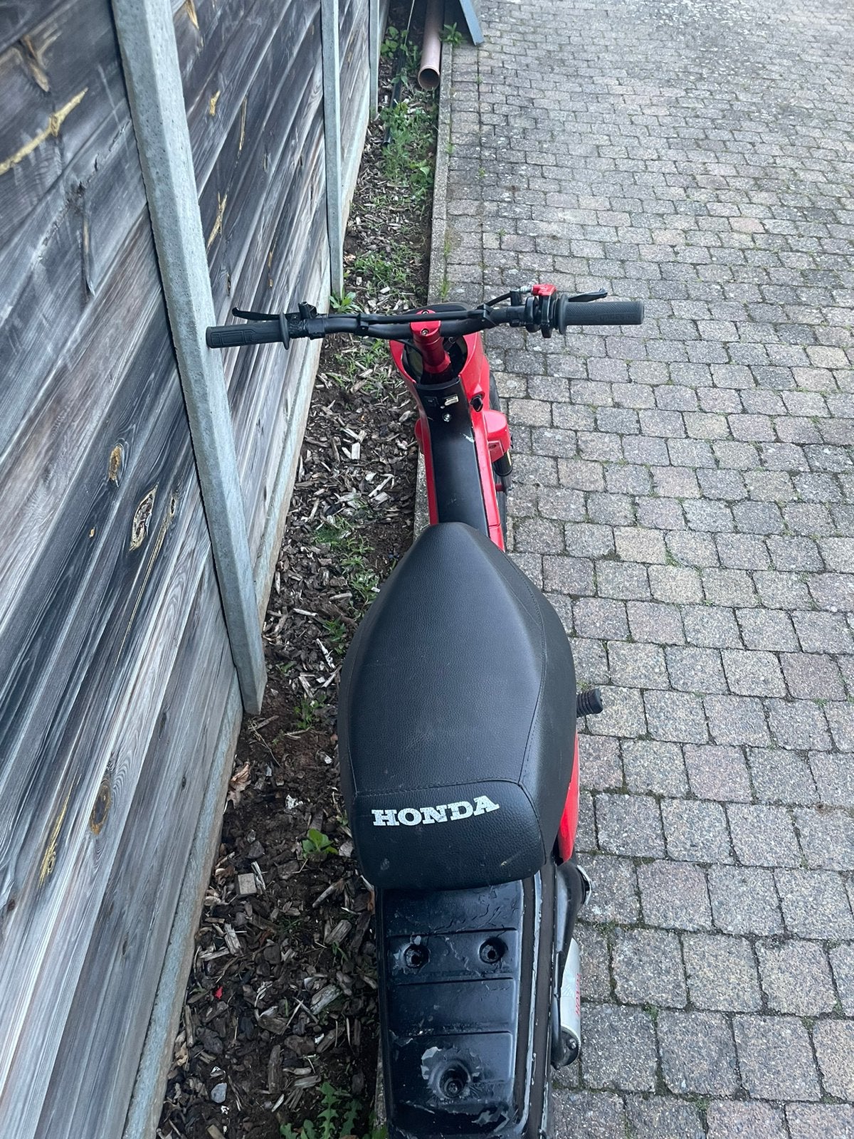 Honda wallaroe, Fietsen en Brommers, Ophalen, Zo goed als nieuw