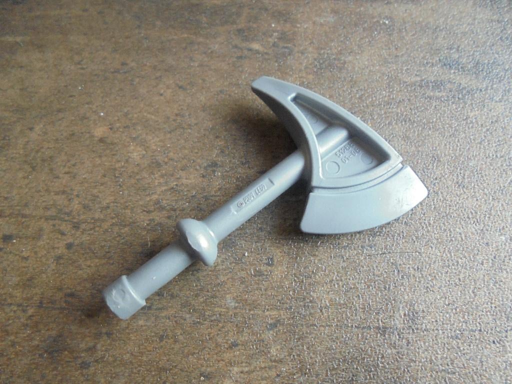 Lego Duplo Utensil Axe or Tomahawk (zie foto's), Ophalen of Verzenden, Gebruikt, Losse stenen, Duplo