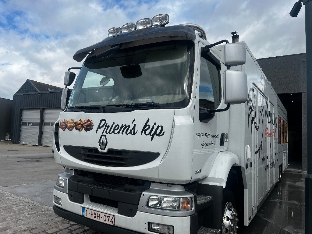 Marktwagen Kip aan't spit + Koelwagen Renault Trafic, Ophalen