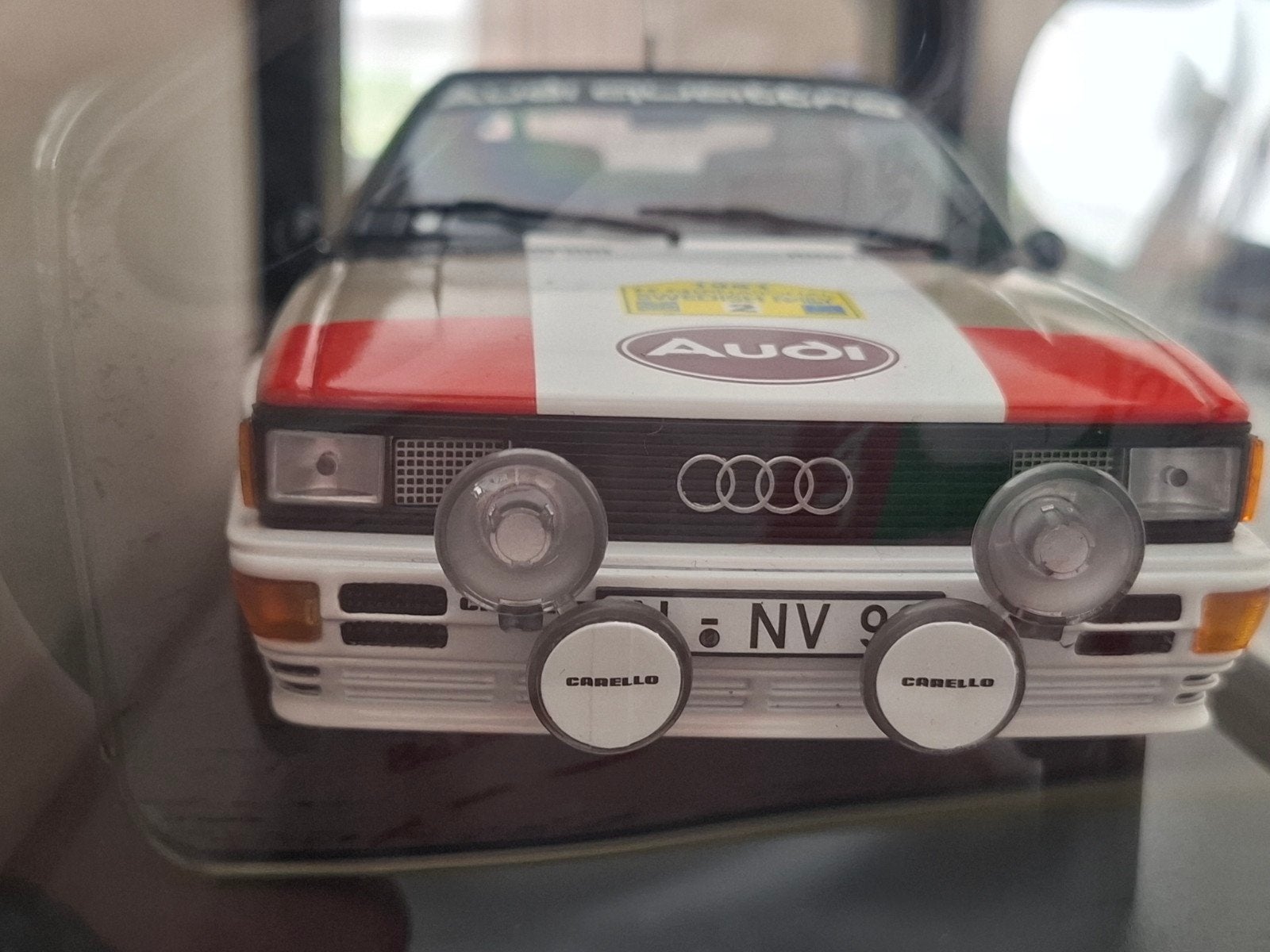 Audi Quatro Rally échelle 1/18, Hobby & Loisirs créatifs, Enlèvement ou Envoi, Comme neuf, Voiture, MiniChamps