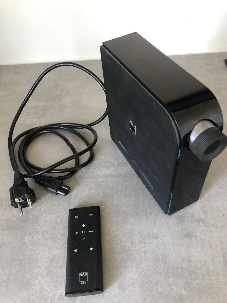 versterker NAD D3020 V1, Audio, Tv en Foto, Versterkers en Ontvangers, Overige merken, Ophalen of Verzenden, Zo goed als nieuw
