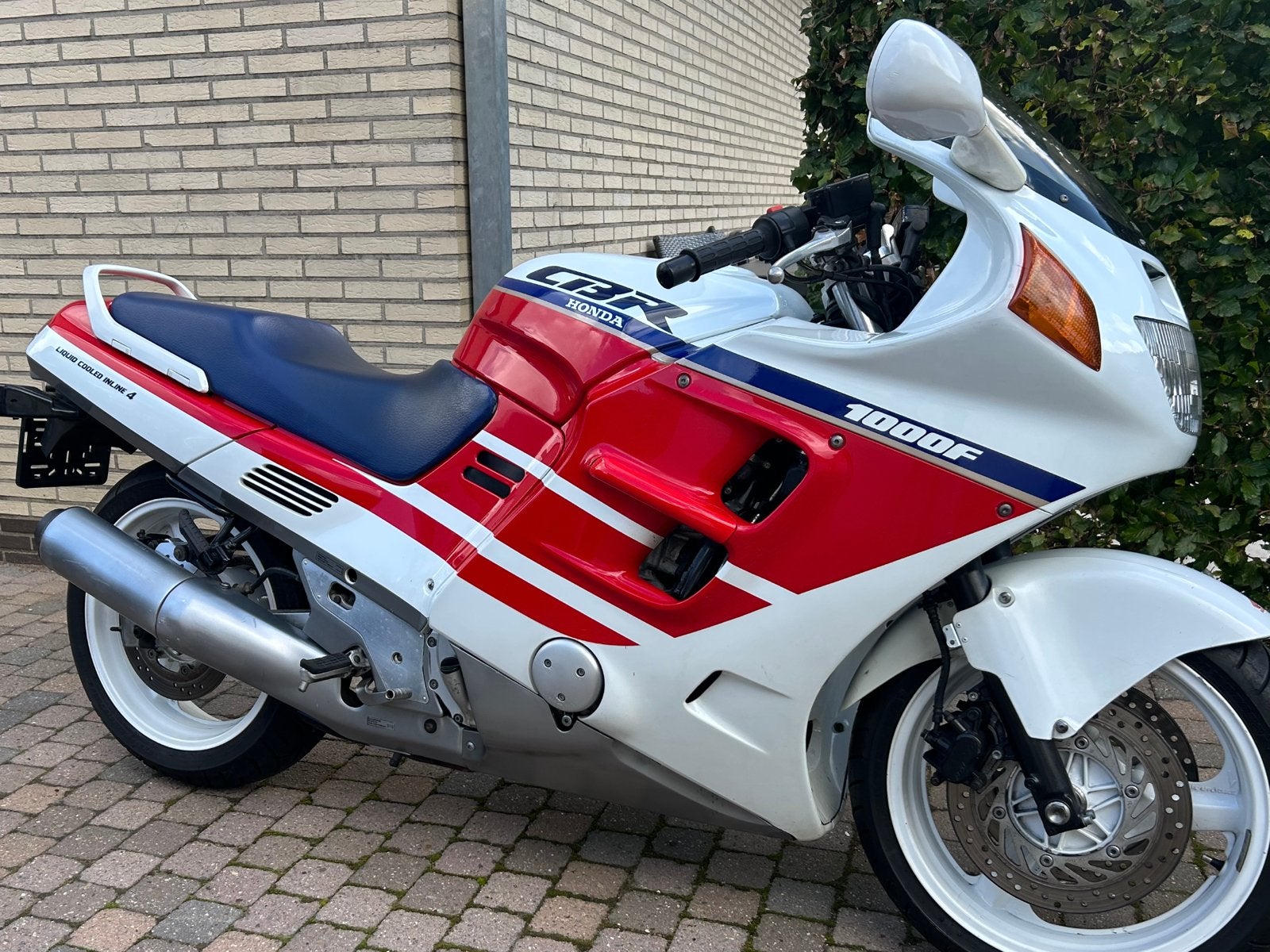 Honda CBR, Enlèvement
