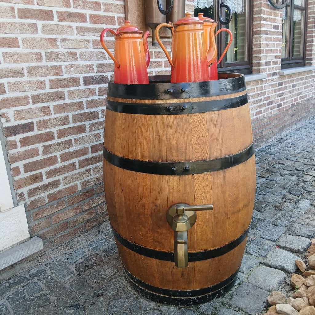 wijnvat & zeer mooi om deze regenton in je tuin te zetten, Ophalen, Met kraantje, 150 liter of meer, Zo goed als nieuw