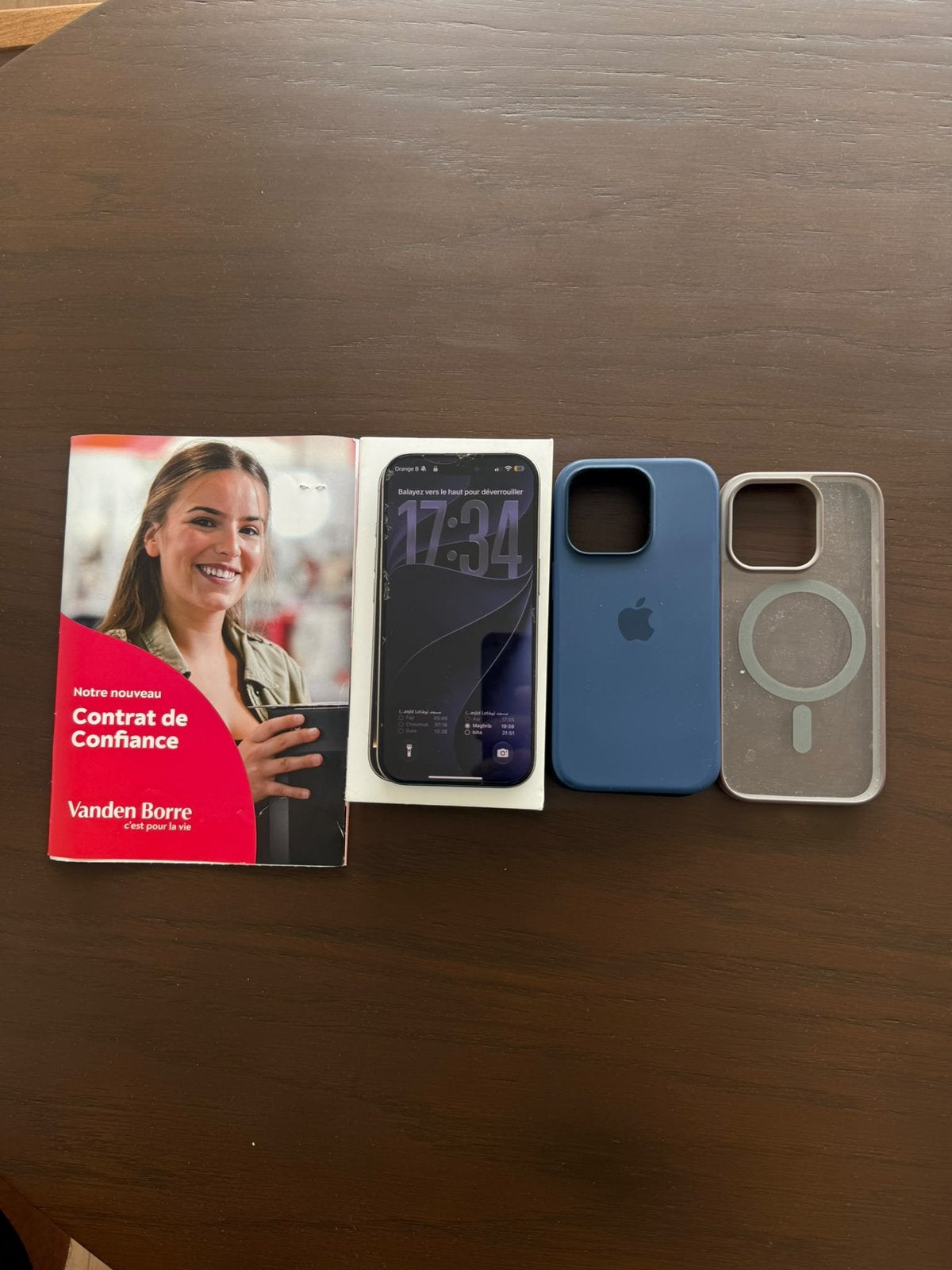 Iphone 16 pro 256gb onder garantie, Telecommunicatie, Zo goed als nieuw, Zonder simlock, Grijs, Zonder abonnement