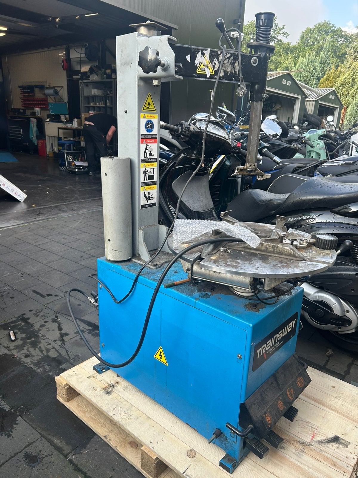 Werkend banden demonteer machine, Autos : Divers, Enlèvement ou Envoi, Utilisé