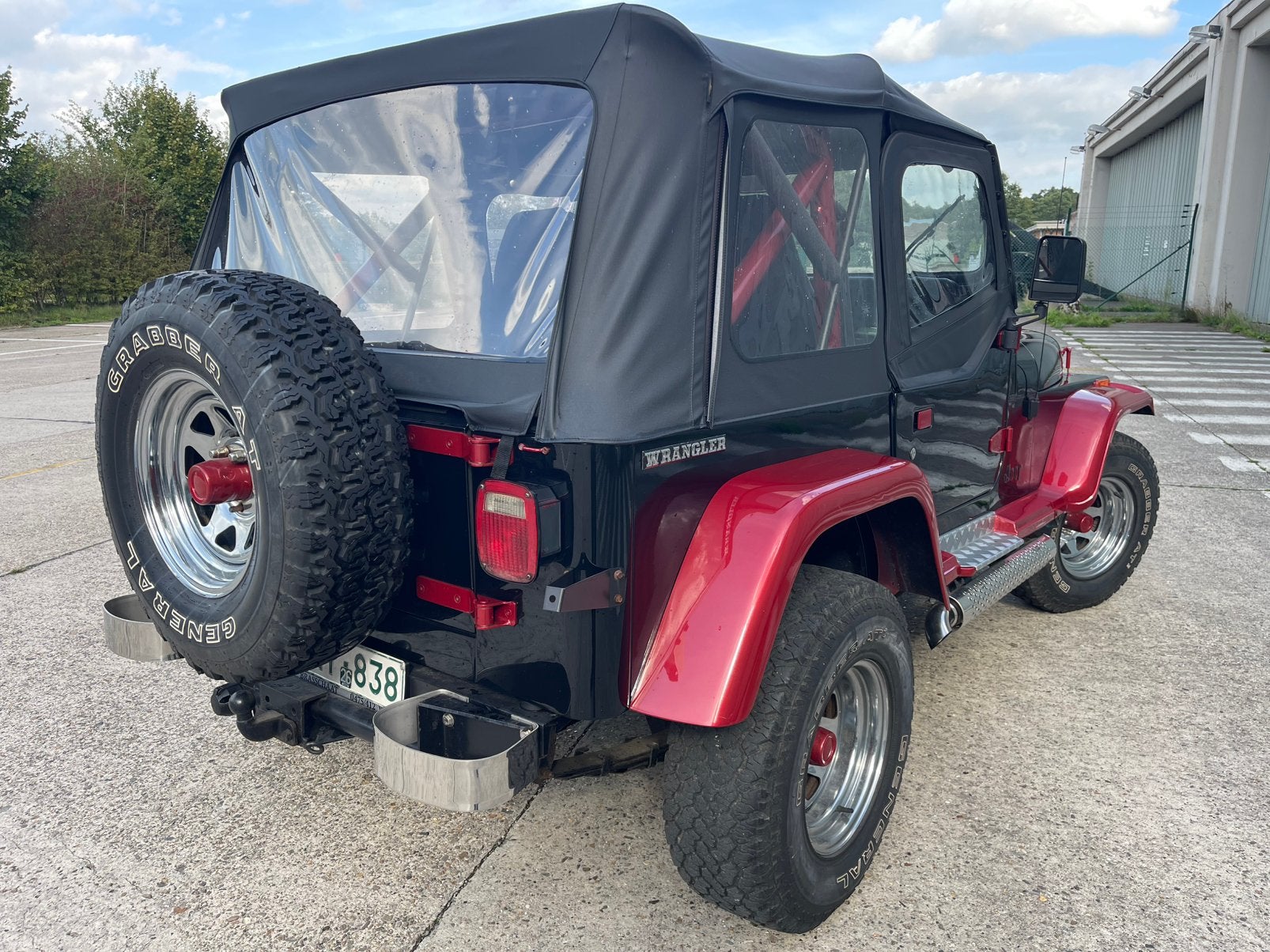 Wrangler 4.2 Cabrio Entièrement restauré ! ! ! ! !, Autos, Cuir, Achat, 2 places, Boîte manuelle